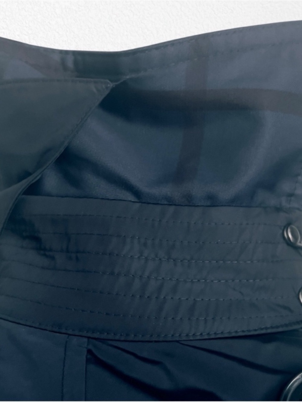 Burberry Classic Double Breasted Trench Raincoat Iconic Navy Polyamide SZ 4 - Picture 7 of 14
